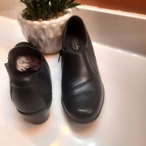 CLARKS Bendables Women's Black Leather Ankle Boots Bootie Shoes